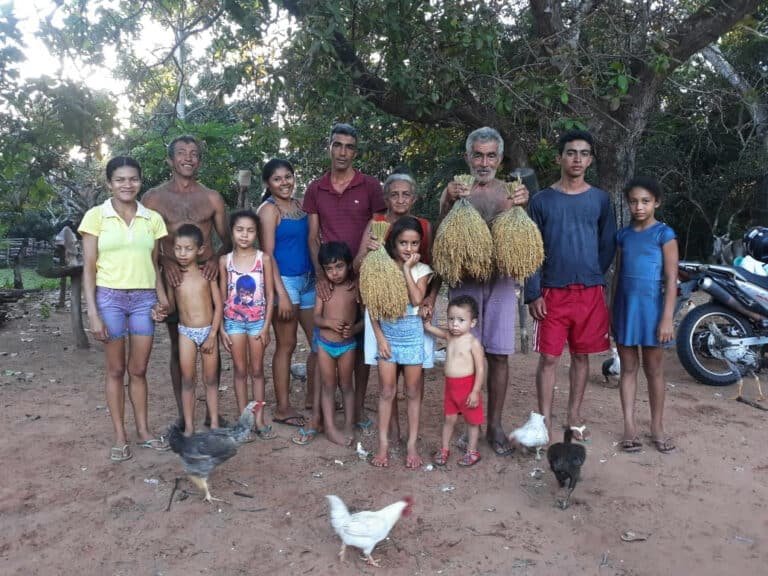 Joaquim Gomes Carvalho and Anália Barros Queiroz family, from the Boa Esperança community. Photo: Raniere Roseira, CPT agent, Maranhão Region